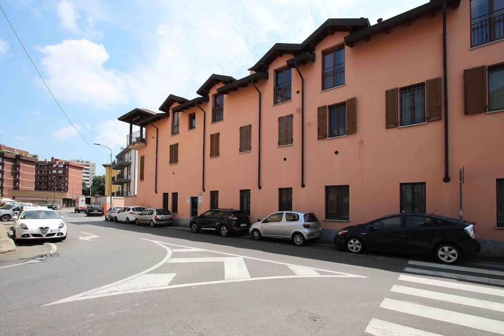 Appartamento Con Giardino Vicino A San Siro Milán Exterior foto